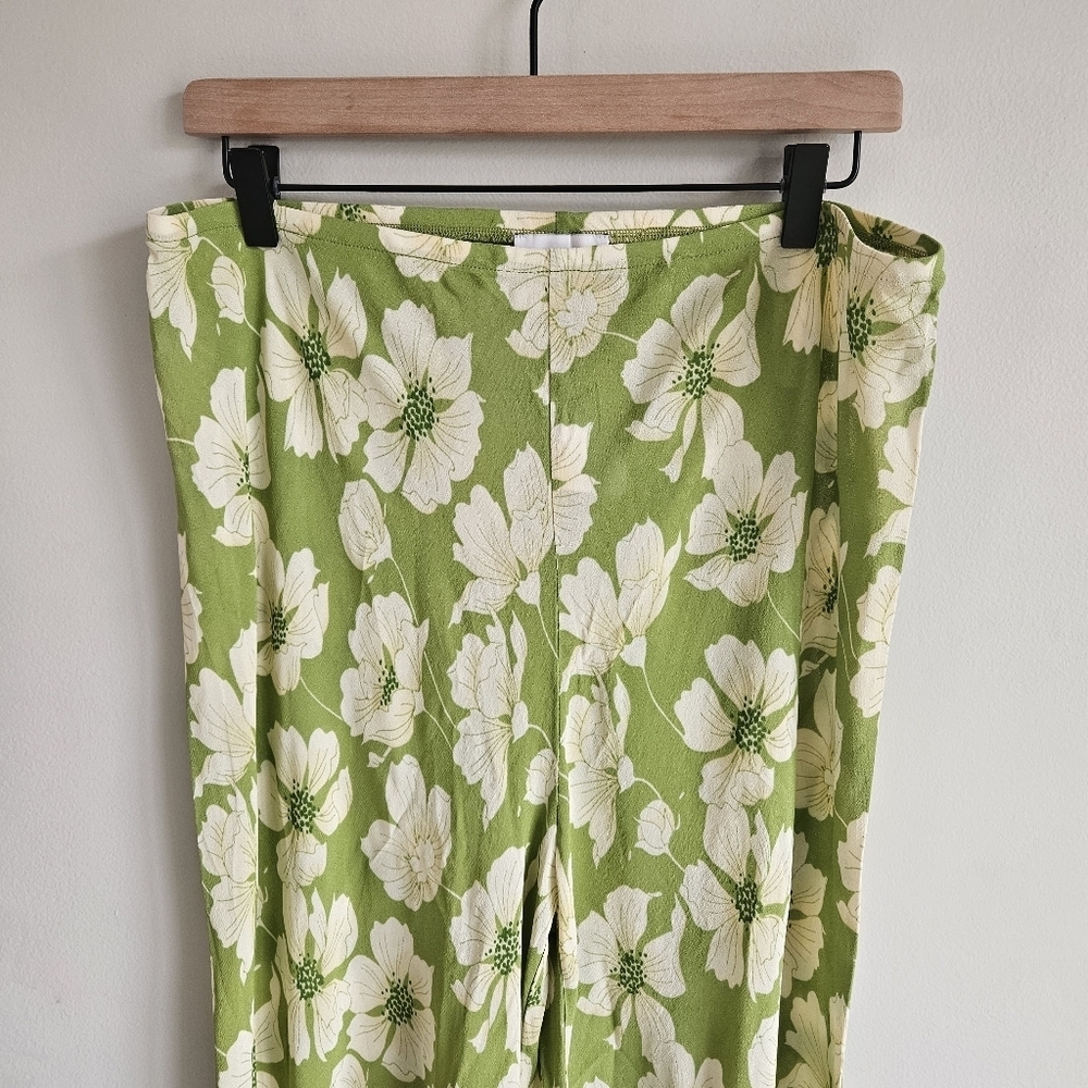 Reformation Green Floral Gale Sheer Mid Rise Bias Pant In Lovebird - Picture 5 of 14